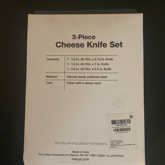 The Cellar 3-Piece
Cheese Knife Set Natural wood, polished steel
NWT - Picture 3 of 4